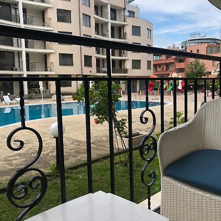 Vacation Apartment At Sunny Beach Exterior foto